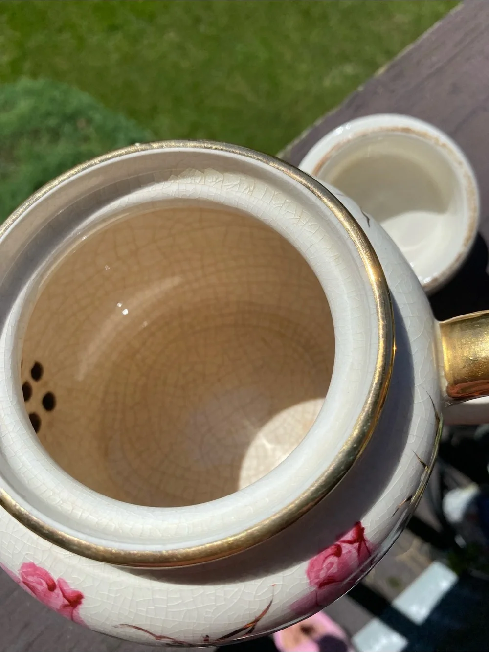 Vintage Pink Rose Floral Gold-Trim Teapot